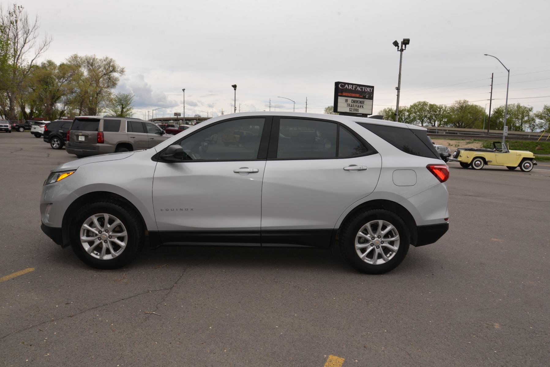 2018 Silver /Gray Chevrolet Equinox LS AWD (2GNAXREV3J6) with an 1.5L Turbo 4 cylinder engine, 6 speed automatic transmission, located at 4562 State Avenue, Billings, MT, 59101, (406) 896-9833, 45.769516, -108.526772 - 2018 Chevrolet Equinox AWD - One owner - Low miles! 1.5 Turbo 4cylinder engine - 6 speed automatic transmission - All wheel drive - LS package - 63,527 miles - One owner! LS package - air conditioning - tilt and telescoping steering wheel - cruise control - touchscreen blue tooth audio - steer - Photo #7